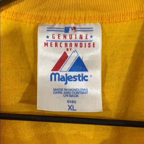 🔥VINTAGE🔥Majestic Pittsburg Pirates 2 Button Tee - Picture 3 of 6